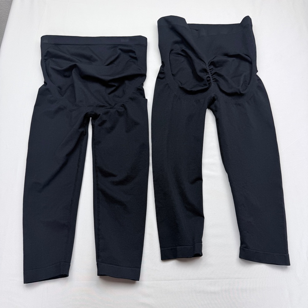 Women's Maternity Black Capri Leggings - Tummy support (2 pair) - Picture 9 of 9